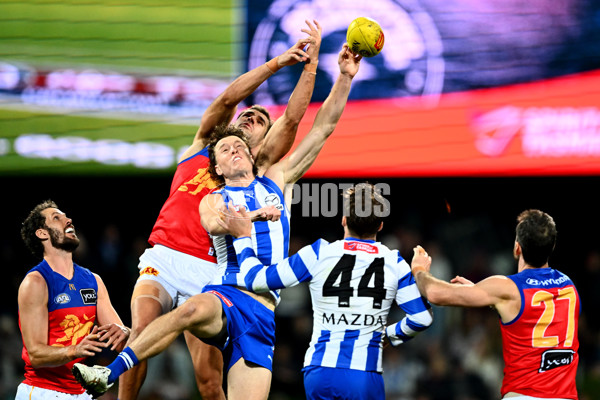 AFL 2025 Round 09 - North Melbourne v Brisbane - A-59432704