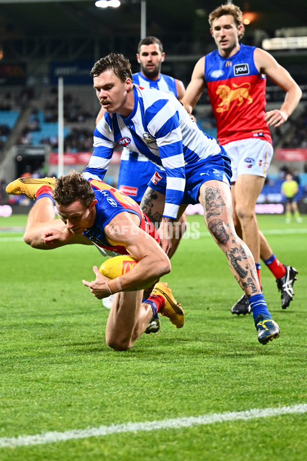 AFL 2025 Round 09 - North Melbourne v Brisbane - A-59432713