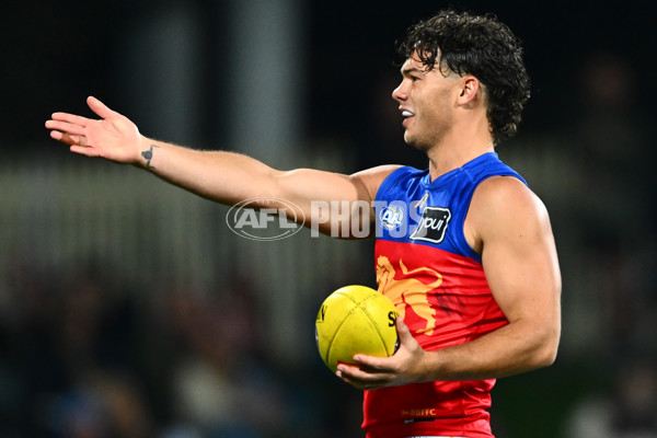 AFL 2025 Round 09 - North Melbourne v Brisbane - A-59432736