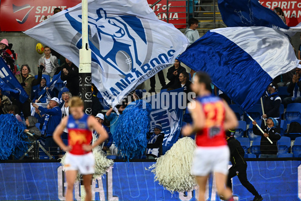 AFL 2025 Round 09 - North Melbourne v Brisbane - A-59433107