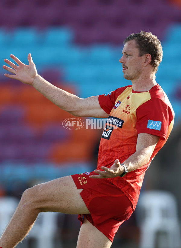 AFL 2025 Round 10 - Gold Coast v Hawthorn - A-59467591