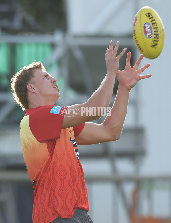 AFL 2025 Round 10 - Gold Coast v Hawthorn - A-59467601