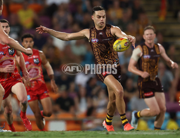 AFL 2025 Round 10 - Gold Coast v Hawthorn - A-59467674