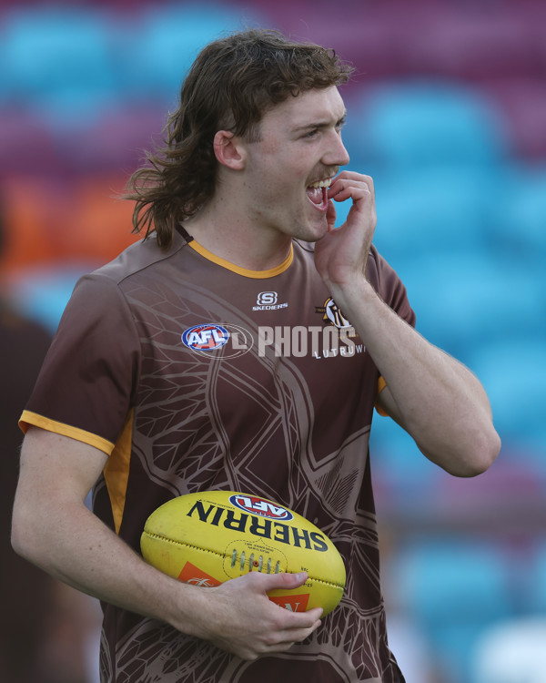 AFL 2025 Round 10 - Gold Coast v Hawthorn - A-59468094