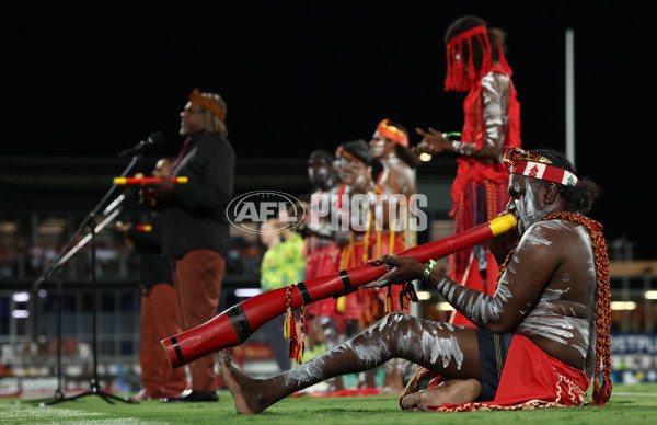 AFL 2025 Round 10 - Gold Coast v Hawthorn - A-59468173