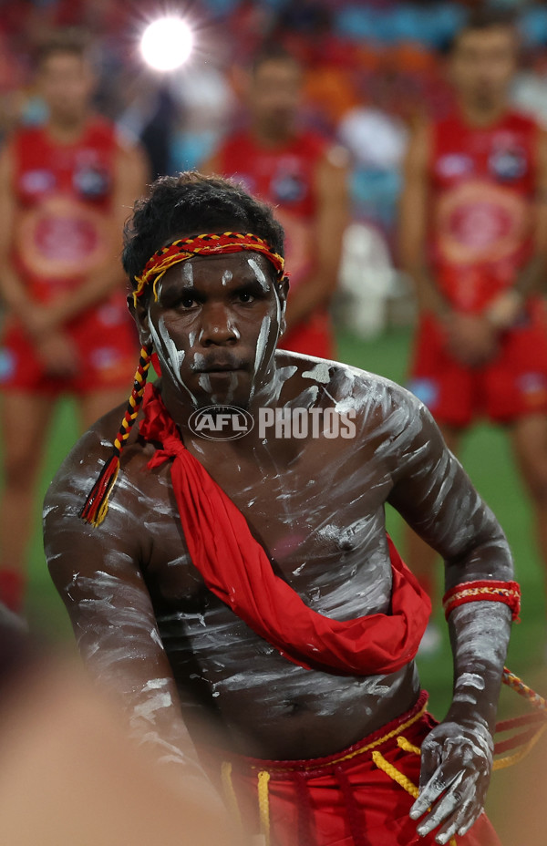 AFL 2025 Round 10 - Gold Coast v Hawthorn - A-59468181