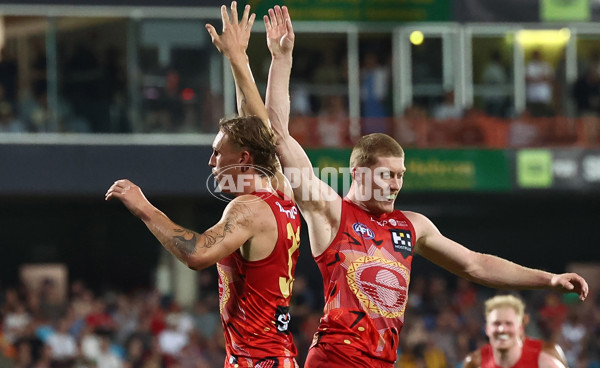 AFL 2025 Round 10 - Gold Coast v Hawthorn - A-59470030