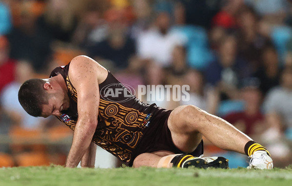 AFL 2025 Round 10 - Gold Coast v Hawthorn - A-59470530