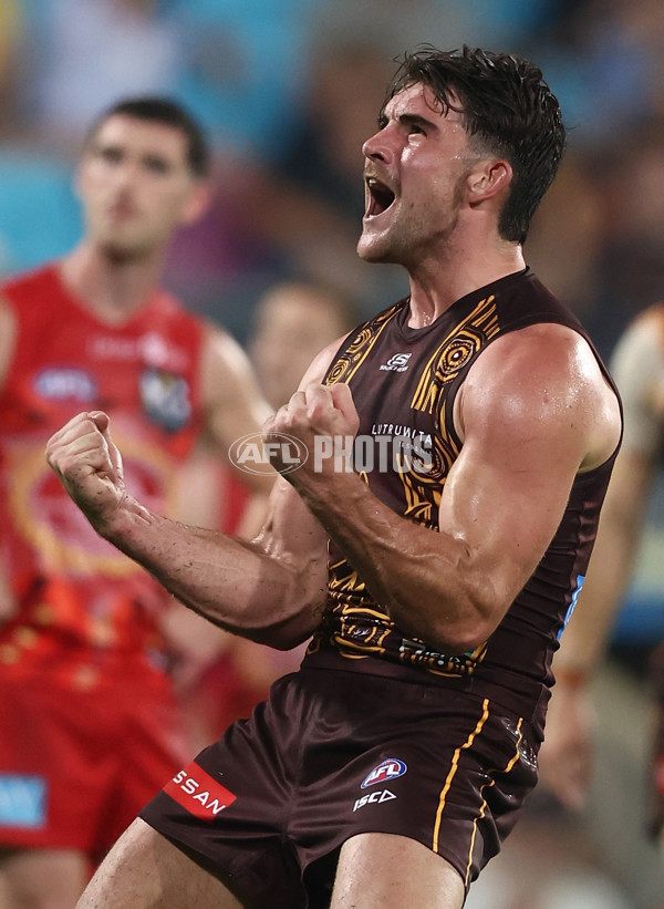 AFL 2025 Round 10 - Gold Coast v Hawthorn - A-59470554