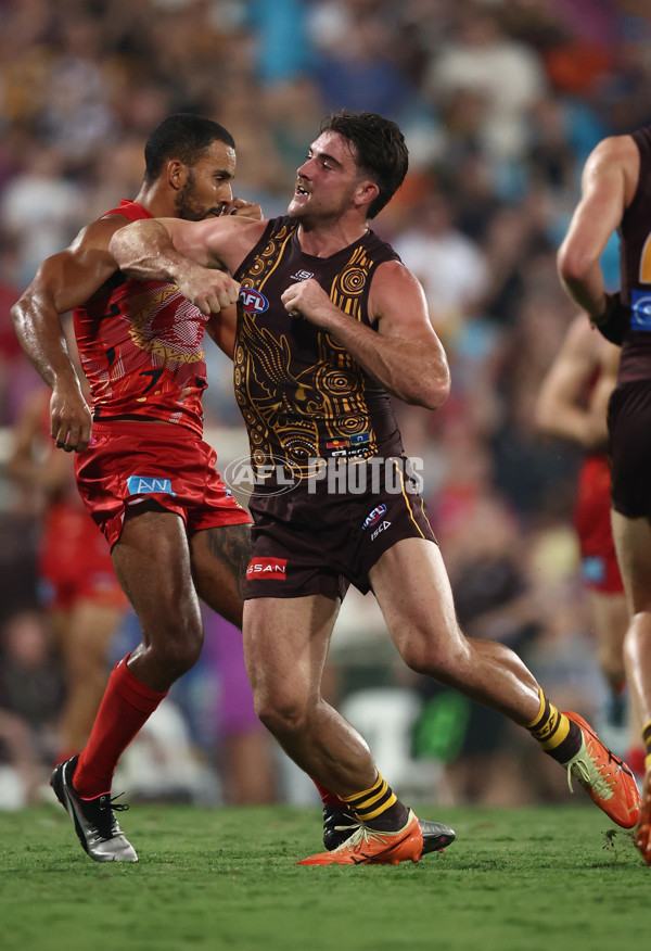 AFL 2025 Round 10 - Gold Coast v Hawthorn - A-59470557