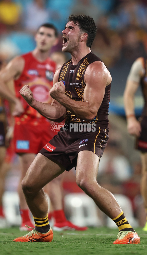AFL 2025 Round 10 - Gold Coast v Hawthorn - A-59470558