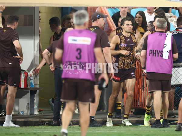 AFL 2025 Round 10 - Gold Coast v Hawthorn - A-59470567
