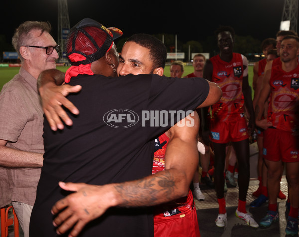AFL 2025 Round 10 - Gold Coast v Hawthorn - A-59472352