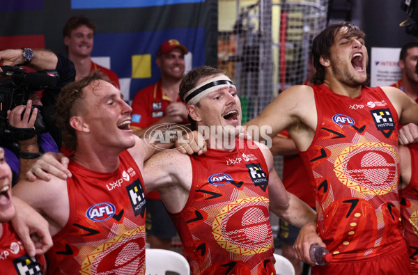AFL 2025 Round 10 - Gold Coast v Hawthorn - A-59472354