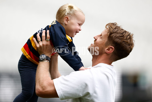 AFL 2025 Training - Adelaide 160525 - A-59473106