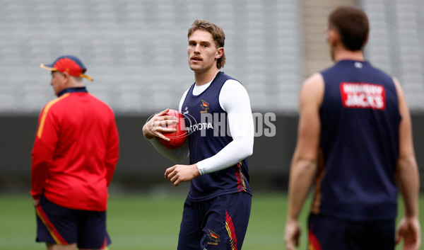AFL 2025 Training - Adelaide 160525 - A-59475725