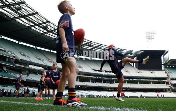 AFL 2025 Training - Adelaide 160525 - A-59476616