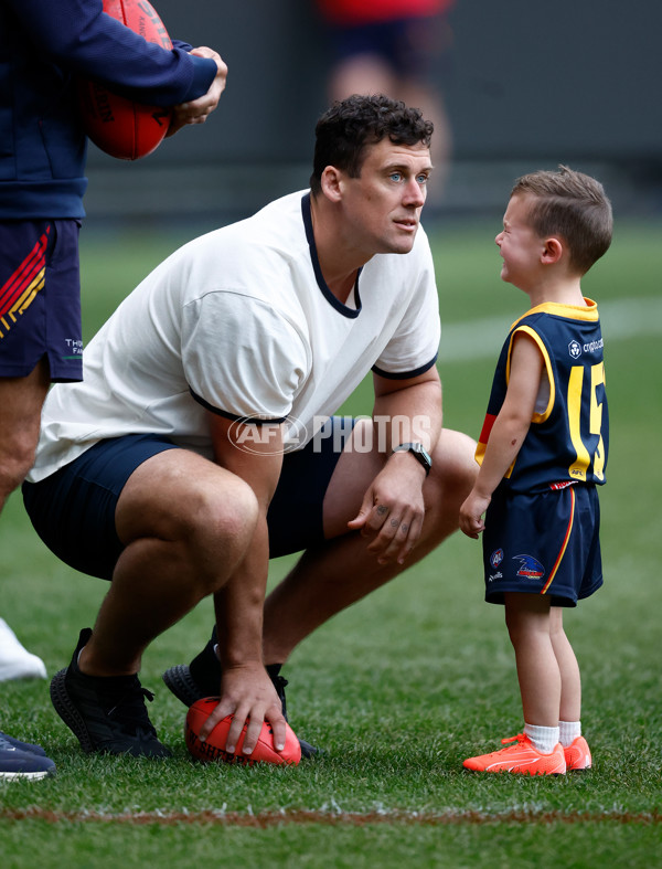 AFL 2025 Training - Adelaide 160525 - A-59476652