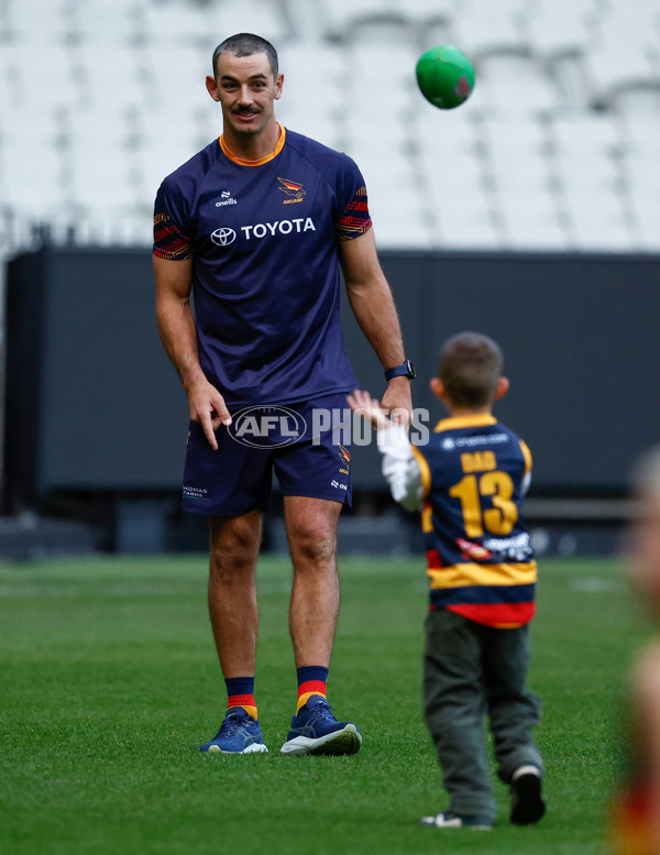AFL 2025 Training - Adelaide 160525 - A-59476667