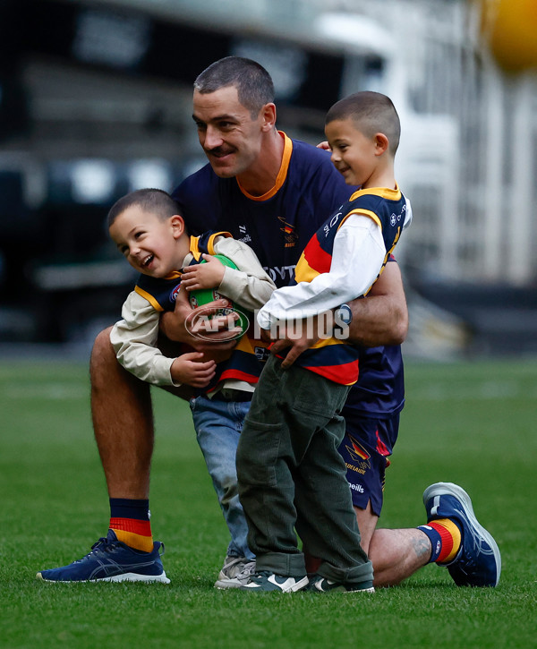 AFL 2025 Training - Adelaide 160525 - A-59476670