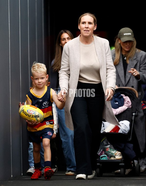 AFL 2025 Training - Adelaide 160525 - A-59478940