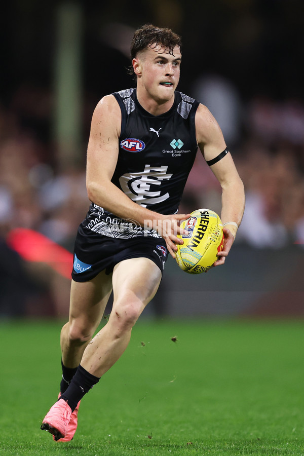 AFL 2025 Round 10 - Sydney v Carlton - A-59481158