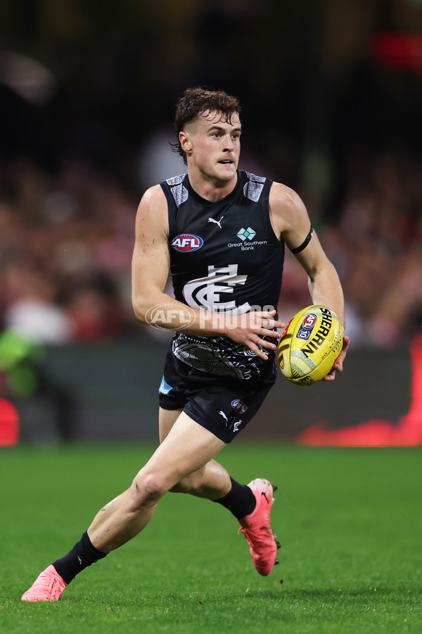 AFL 2025 Round 10 - Sydney v Carlton - A-59481161