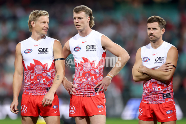 AFL 2025 Round 10 - Sydney v Carlton - A-59481203