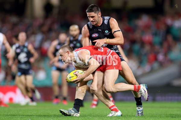 AFL 2025 Round 10 - Sydney v Carlton - A-59484171