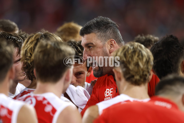 AFL 2025 Round 10 - Sydney v Carlton - A-59484215