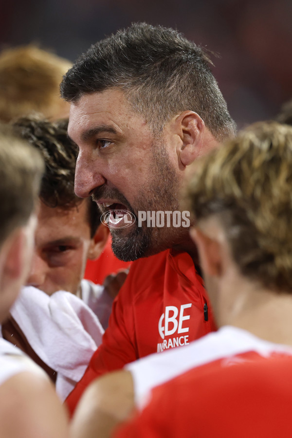 AFL 2025 Round 10 - Sydney v Carlton - A-59484904