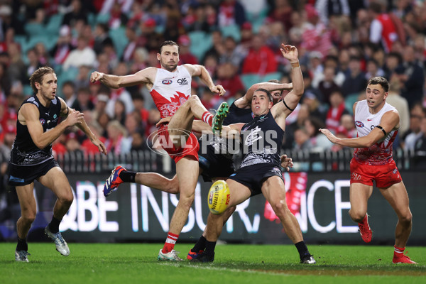 AFL 2025 Round 10 - Sydney v Carlton - A-59484918