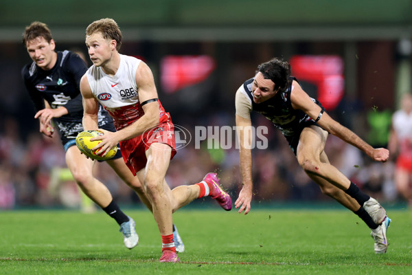 AFL 2025 Round 10 - Sydney v Carlton - A-59484935
