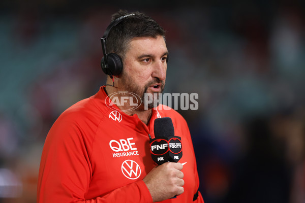 AFL 2025 Round 10 - Sydney v Carlton - A-59487574