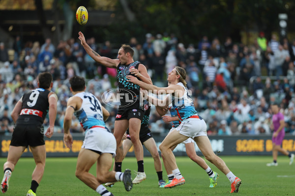 AFL 2025 Round 10 - Yartapuulti v Geelong - A-59504501