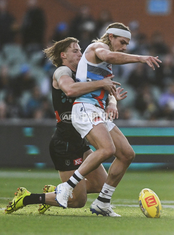 AFL 2025 Round 10 - Yartapuulti v Geelong - A-59508132
