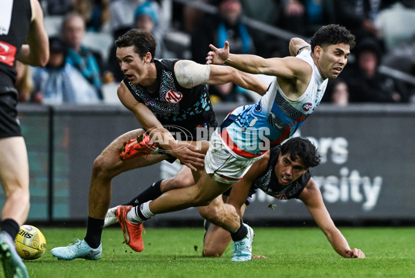 AFL 2025 Round 10 - Yartapuulti v Geelong - A-59510863