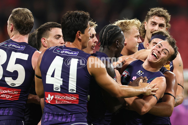 AFL 2025 Round 10 - GWS v Walyalup - A-59518625