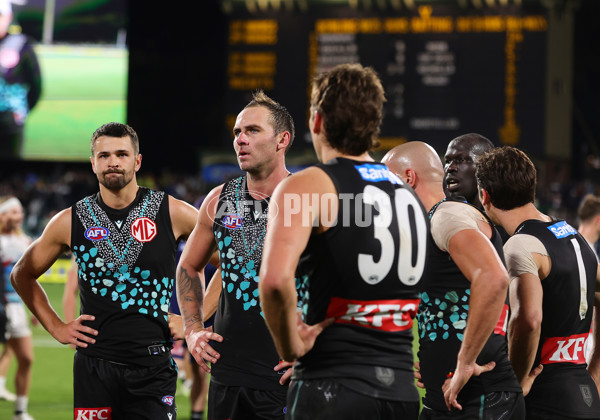 AFL 2025 Round 10 - Yartapuulti v Geelong - A-59518689