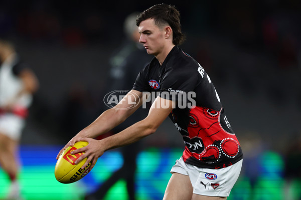 AFL 2025 Round 10 - Western Bulldogs v Essendon - A-59518944