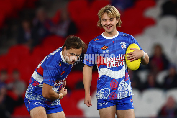 AFL 2025 Round 10 - Western Bulldogs v Essendon - A-59518970