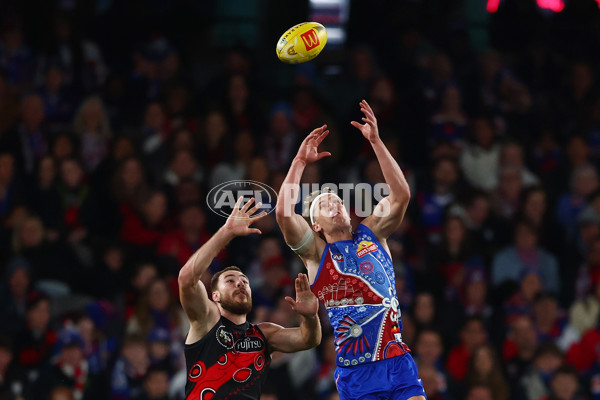 AFL 2025 Round 10 - Western Bulldogs v Essendon - A-59524132
