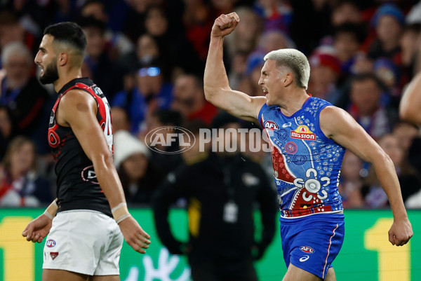 AFL 2025 Round 10 - Western Bulldogs v Essendon - A-59525266