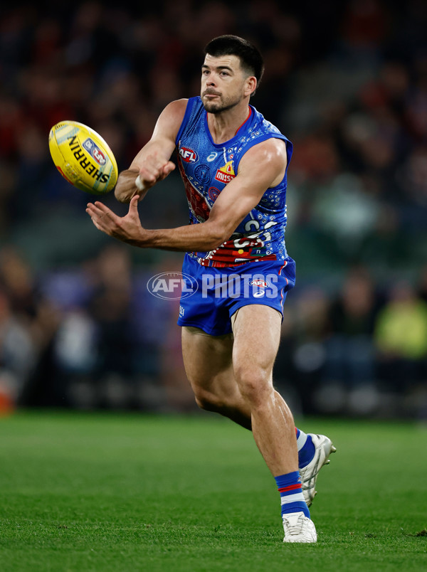AFL 2025 Round 10 - Western Bulldogs v Essendon - A-59525356