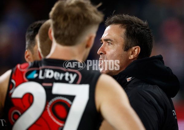 AFL 2025 Round 10 - Western Bulldogs v Essendon - A-59526792