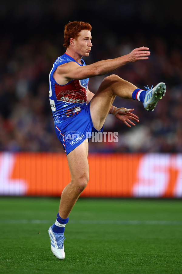 AFL 2025 Round 10 - Western Bulldogs v Essendon - A-59526851