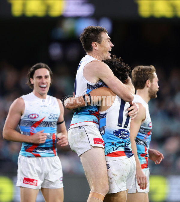 AFL 2025 Round 10 - Yartapuulti v Geelong - A-59526860