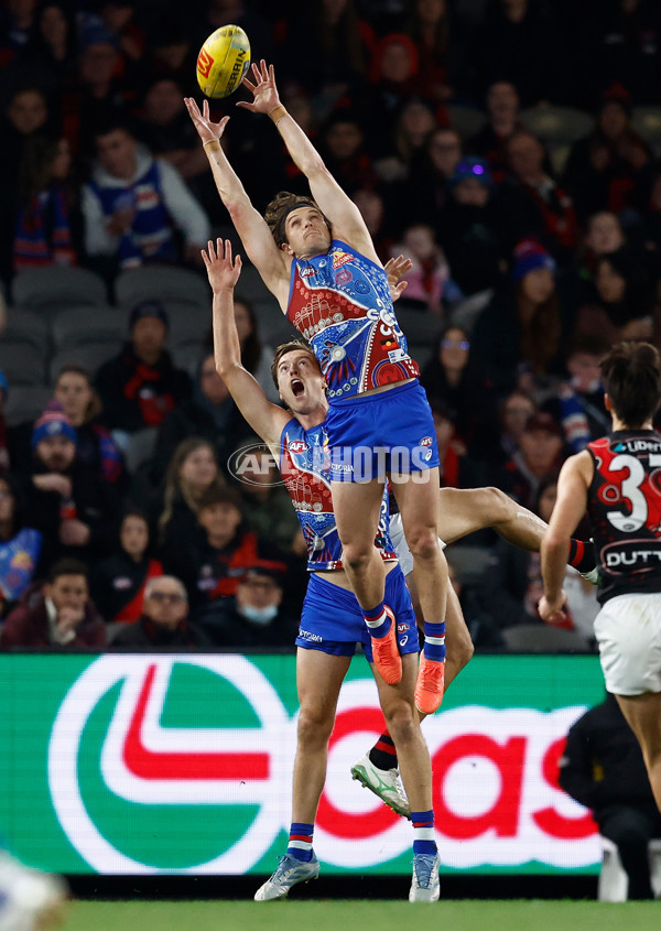 AFL 2025 Round 10 - Western Bulldogs v Essendon - A-59532341