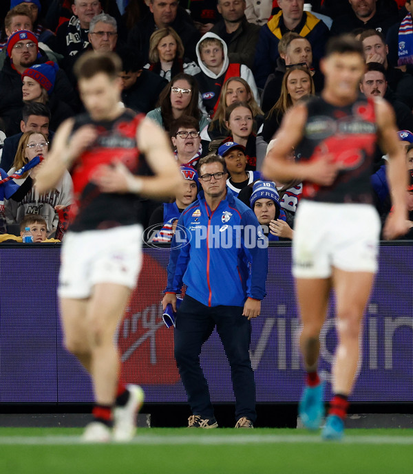 AFL 2025 Round 10 - Western Bulldogs v Essendon - A-59532344
