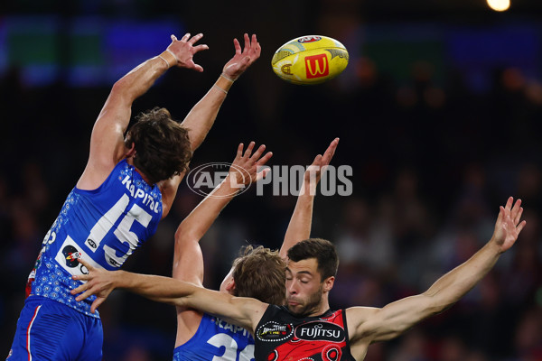 AFL 2025 Round 10 - Western Bulldogs v Essendon - A-59532346
